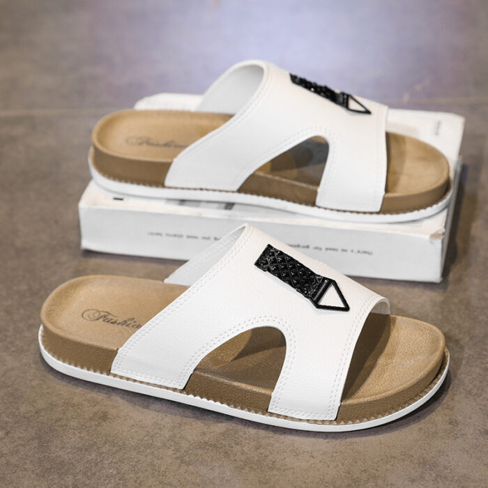 Comfortable flat-soled flip flops NFER37