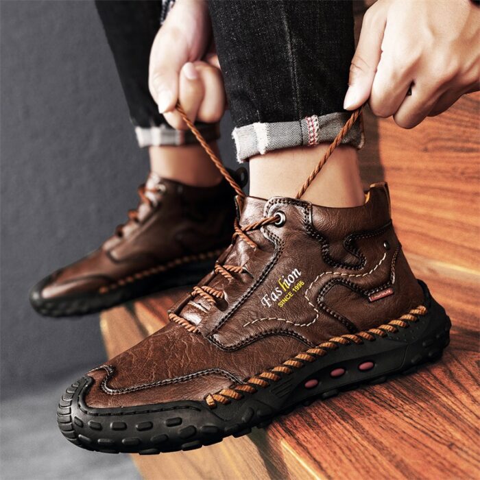 Outdoor Shoes Autumn and Winter High-top Leather Anti-collision NFER110
